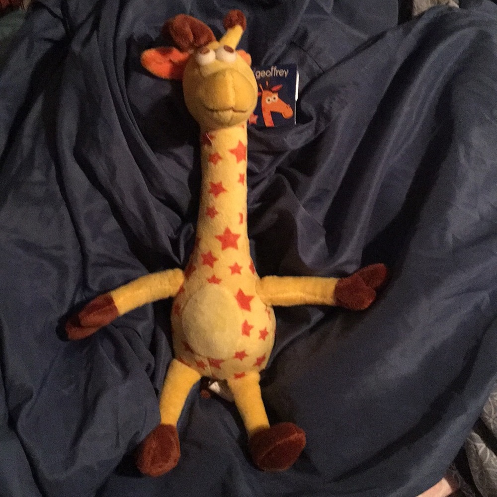 COPY - Geoffrey giraffe toys r us plush